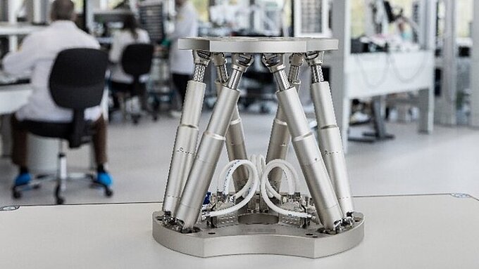 Redesigned factory layout for PI's hexapod production