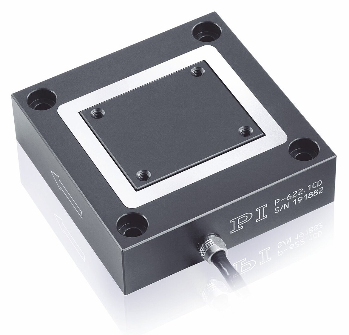 Positioning system based on piezoelectric actuators with a travel range of up to 250 µm and a repeatability of around 1 nm.