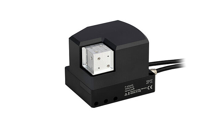 6D NanoCube® Compact 6-Axis Piezo Aligner 6D NanoCube® Compact 6-Axis Piezo Aligner